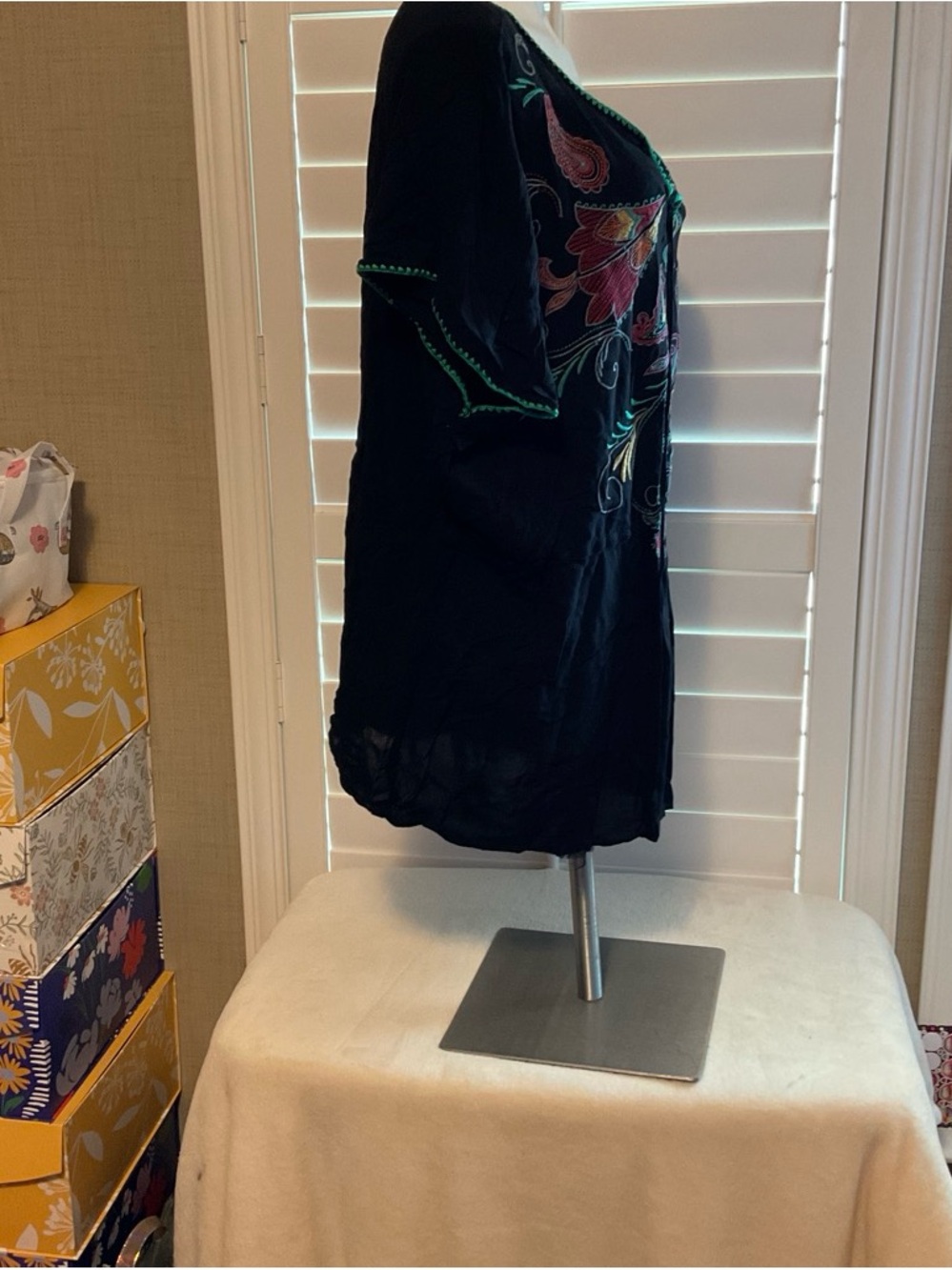 WD.NY Black V-Neck Tunic with Multicolor Paisley Embroidery - Picture 3 of 7
